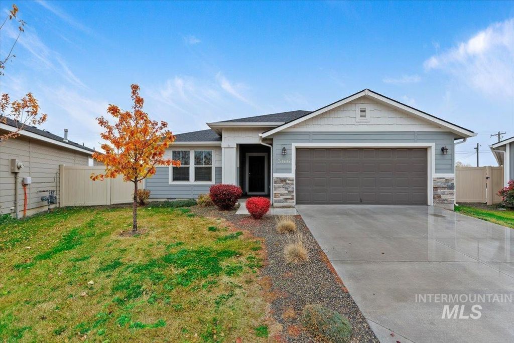 Photo of 3166 N Saratov Way, Kuna, ID 83634 (MLS # 98966810)