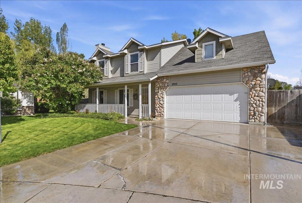 Photo of 2923 Chester Lane, Caldwell, ID 83605 (MLS # 98984225)