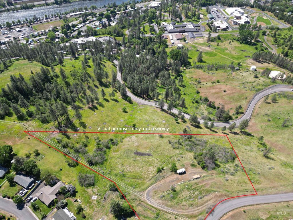 Photo of 91 Shasta Cir, Orofino, ID 83544 (MLS # 98946949)