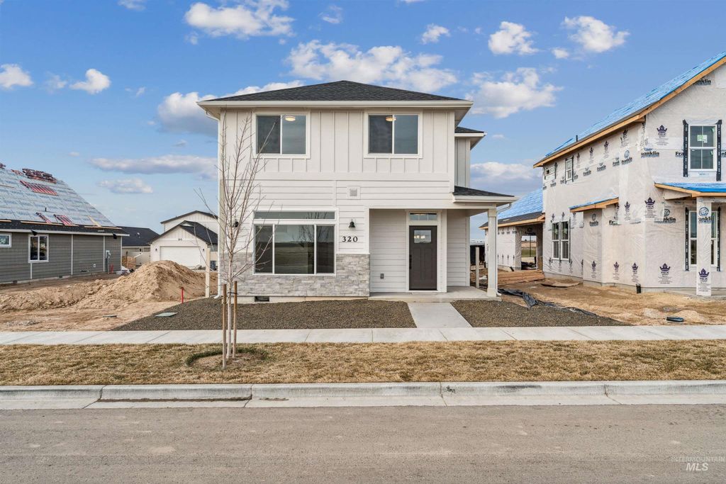 Photo of 320 E Mayfield Springs Blvd, Mayfield, ID 83716 (MLS # 98967402)