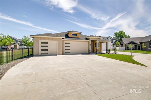 634 S Spoonbill Ave Meridian ID 83642