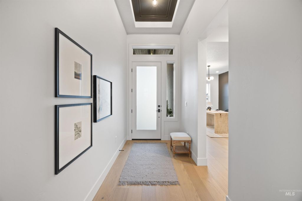 Photo of 7232 N Firhill Pl, Eagle, ID 83616 (MLS # 98982012)