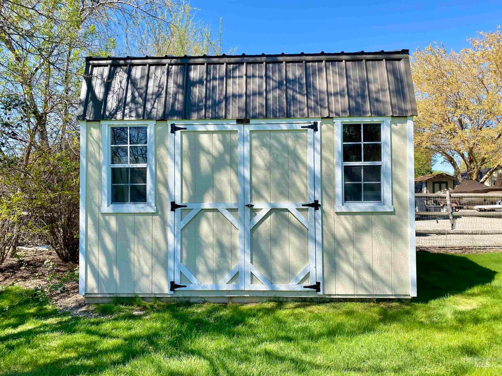 Photo of 2255 Sheri Dr, Emmett, ID 83617 (MLS # 98982971)