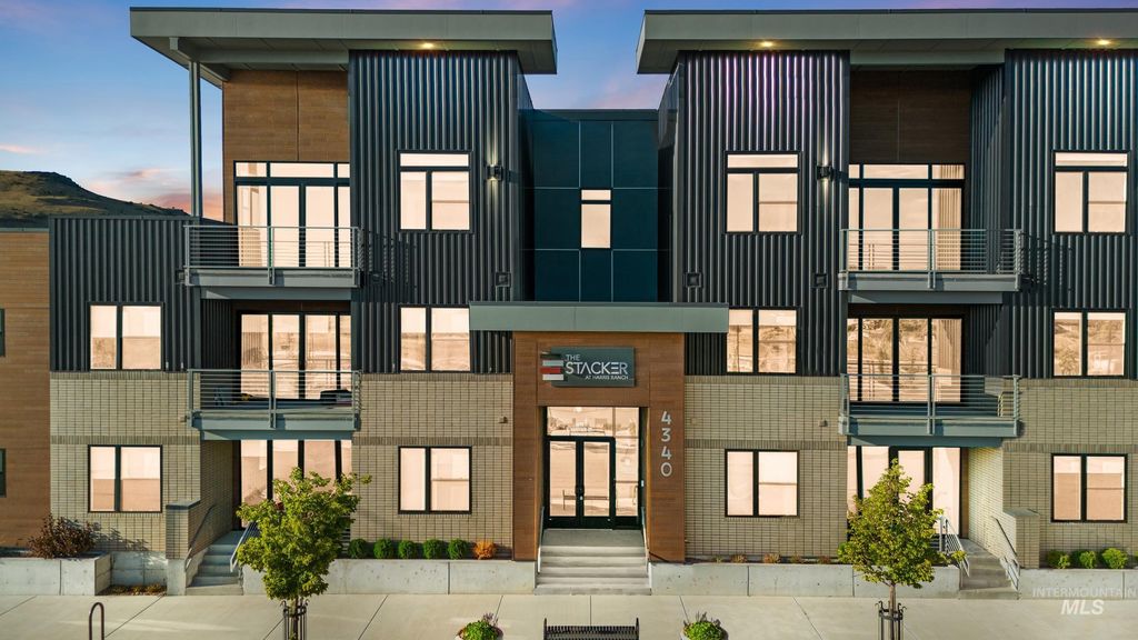 Photo of 4340 E Haystack St #104, Boise, ID 83716 (MLS # 98970815)