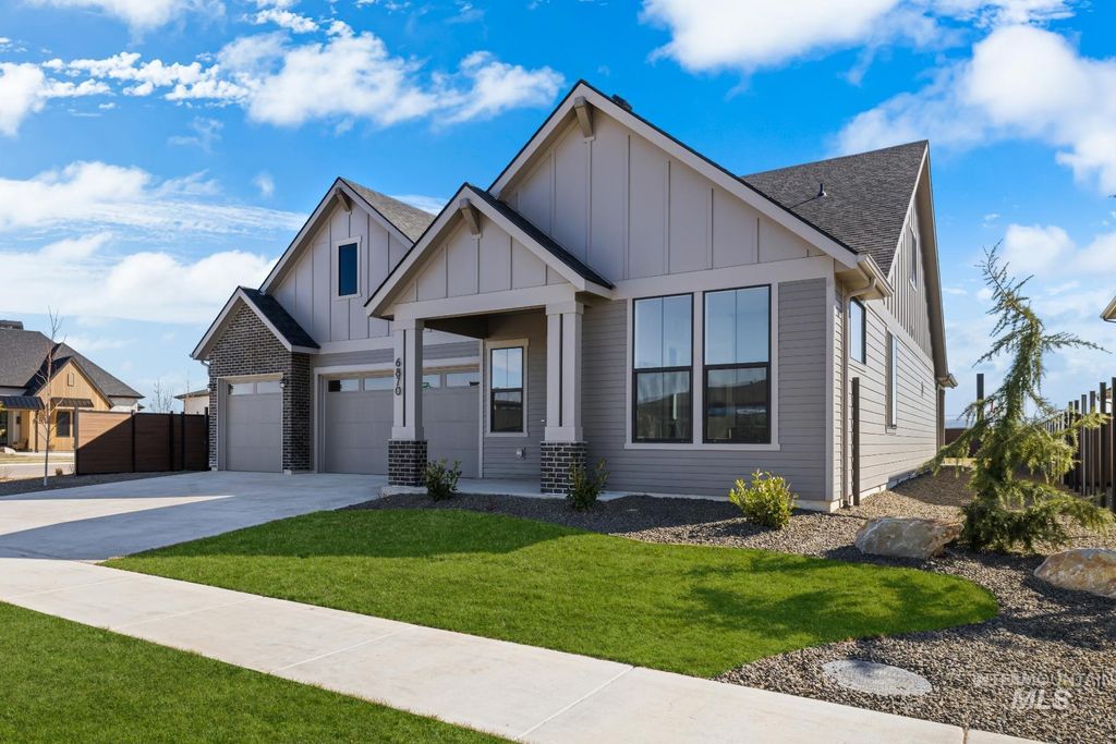 Photo of 7856 W Flathead Lake Street, Eagle, ID 83616 (MLS # 98968750)