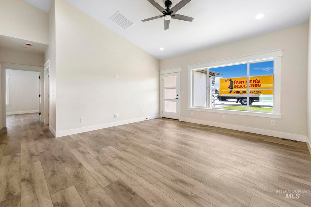 Photo of 1390 Haizlee Way, Twin Falls, ID 83301 (MLS # 98936029)