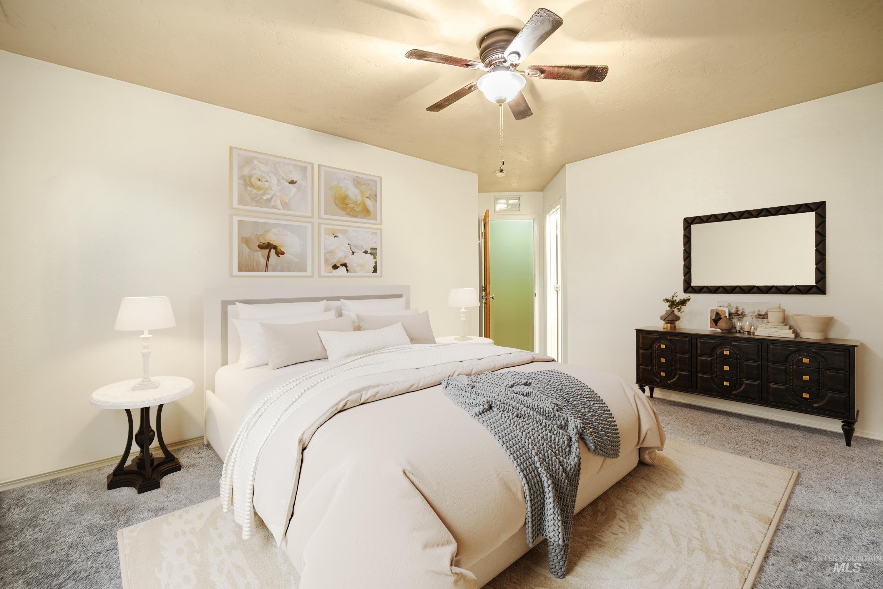 203 E Walcott Lake Dr