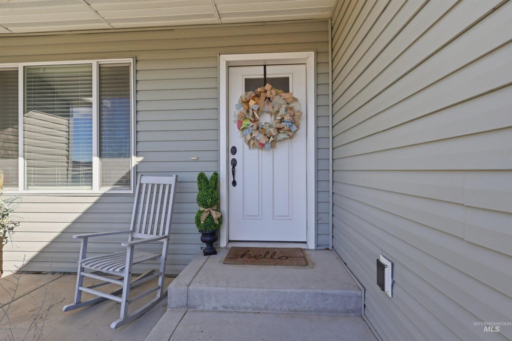 Photo of 359 Miller Ave, Burley, ID 83318 (MLS # 98977340)