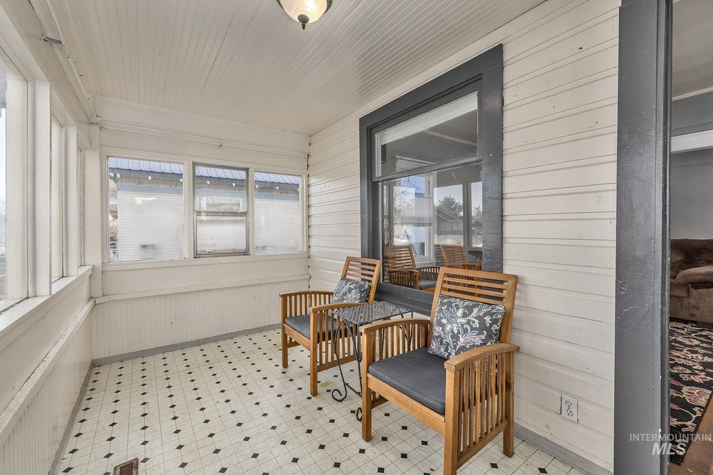 Photo of 135 W Park Street, Weiser, ID 83672 (MLS # 98968664)