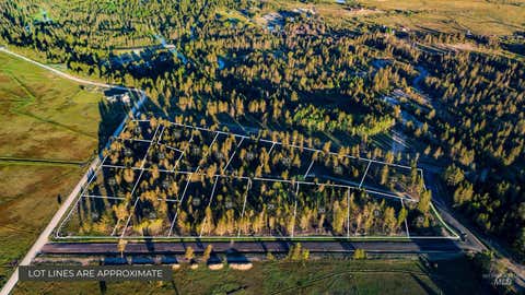 Photo of 17 River Run Lane, McCall, ID 83638 (MLS # 98992422)