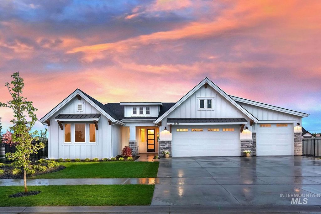 Photo of 1911 W Timberstone Dr, Eagle, ID 83616 (MLS # 98972695)