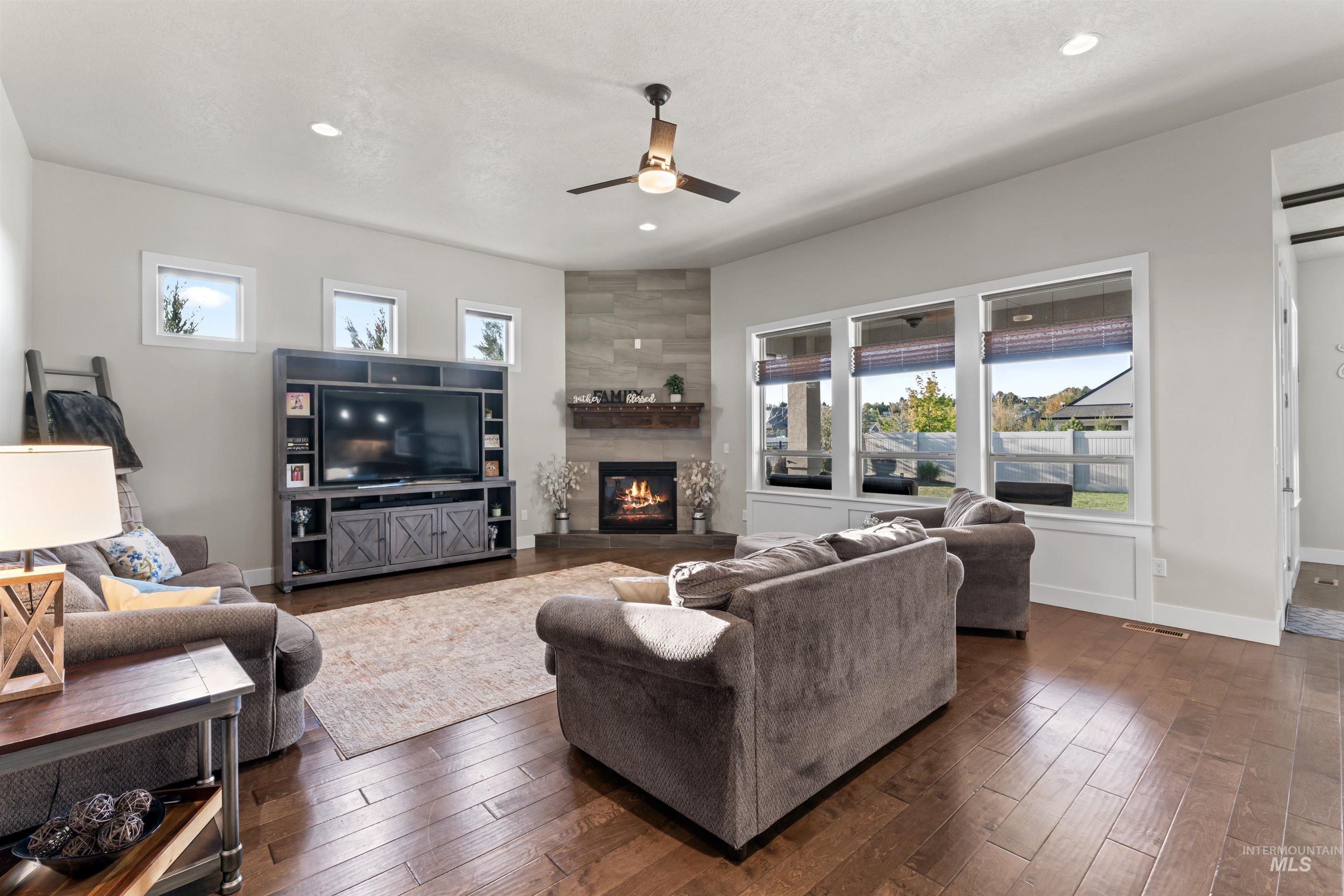 12356 W Rice