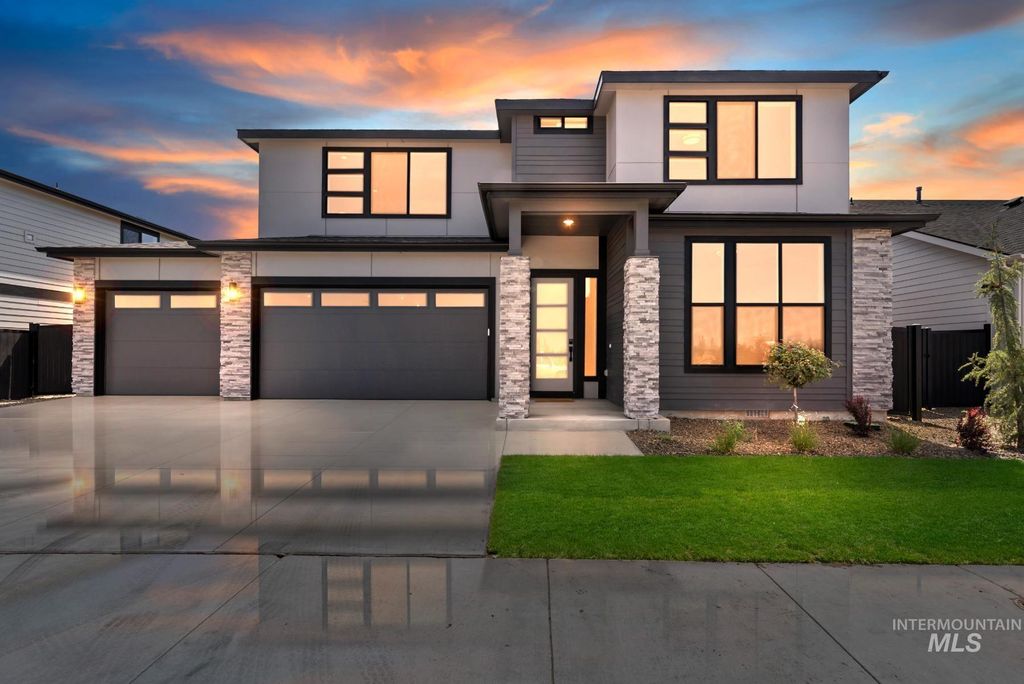 Photo of 8458 W Graye St #Rouge, Meridian, ID 83646 (MLS # 98971048)