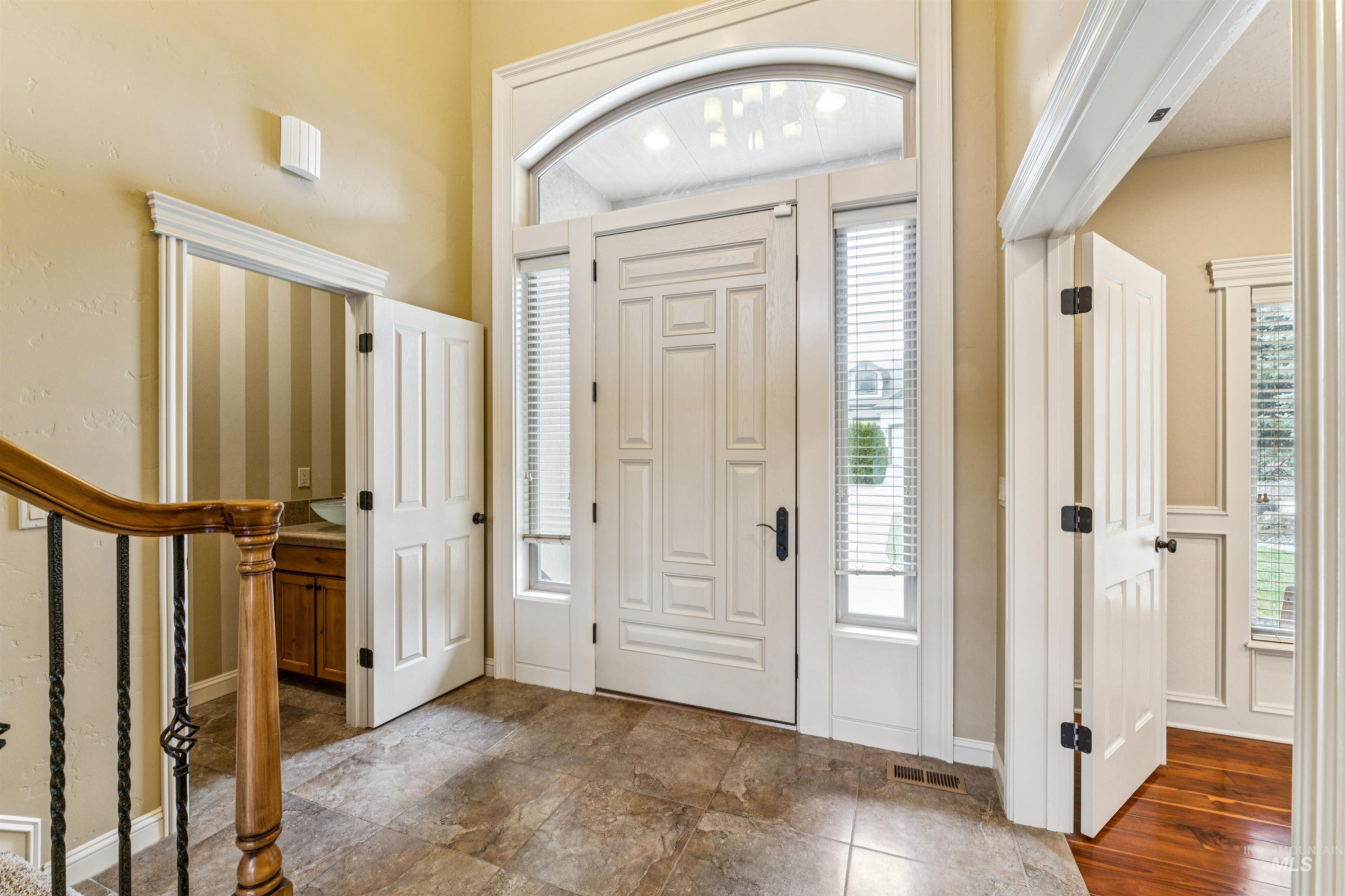 12312 S Brunswick Way