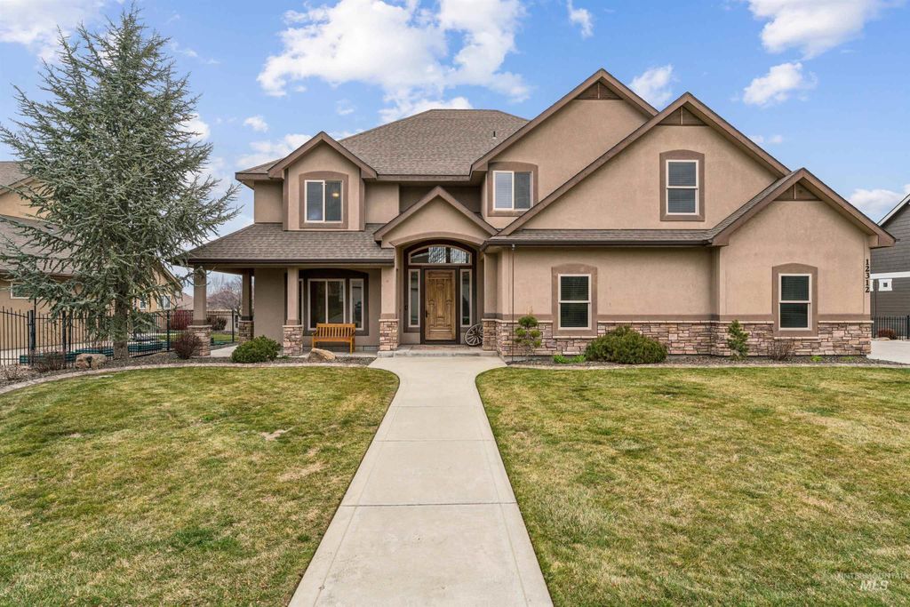 Photo of 12312 S Brunswick Way, Nampa, ID 83686 (MLS # 98978098)