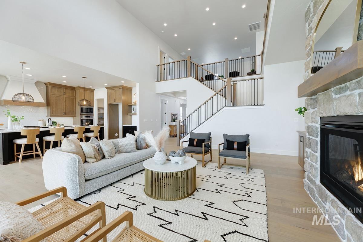 6889 Saddle Bred Way