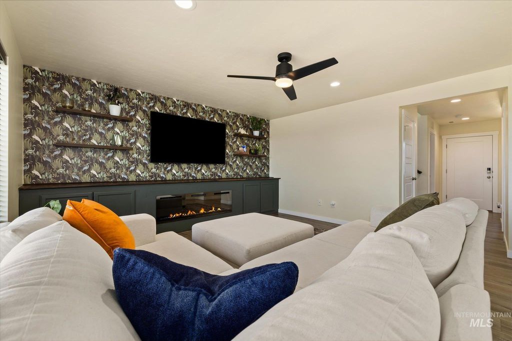 Photo of 6855 S Dedication Way, Meridian, ID 83642 (MLS # 98978864)