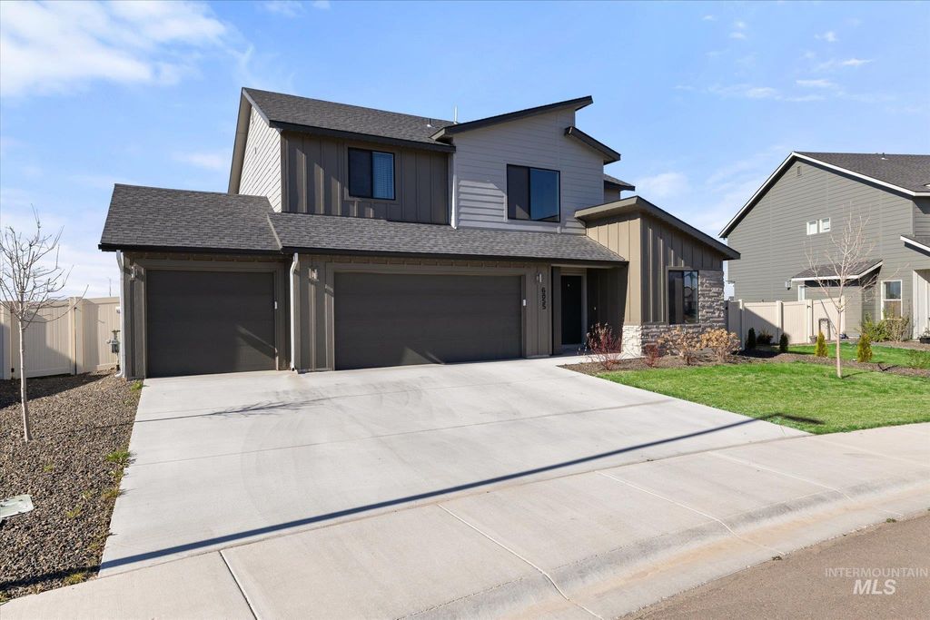Photo of 6855 S Dedication Way, Meridian, ID 83642 (MLS # 98978864)