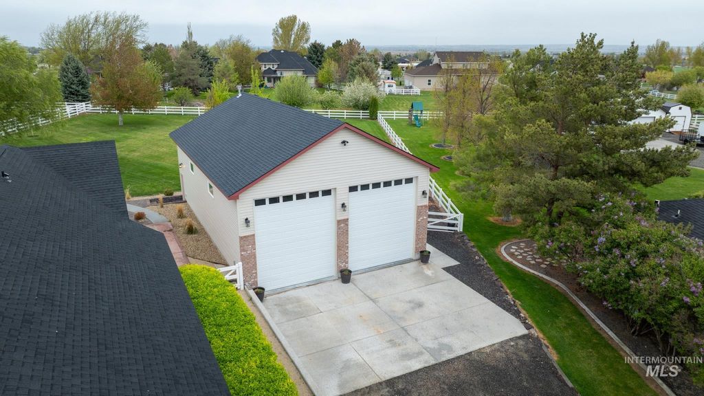 Photo of 2520 E 3707 N, Twin Falls, ID 83301 (MLS # 98982478)