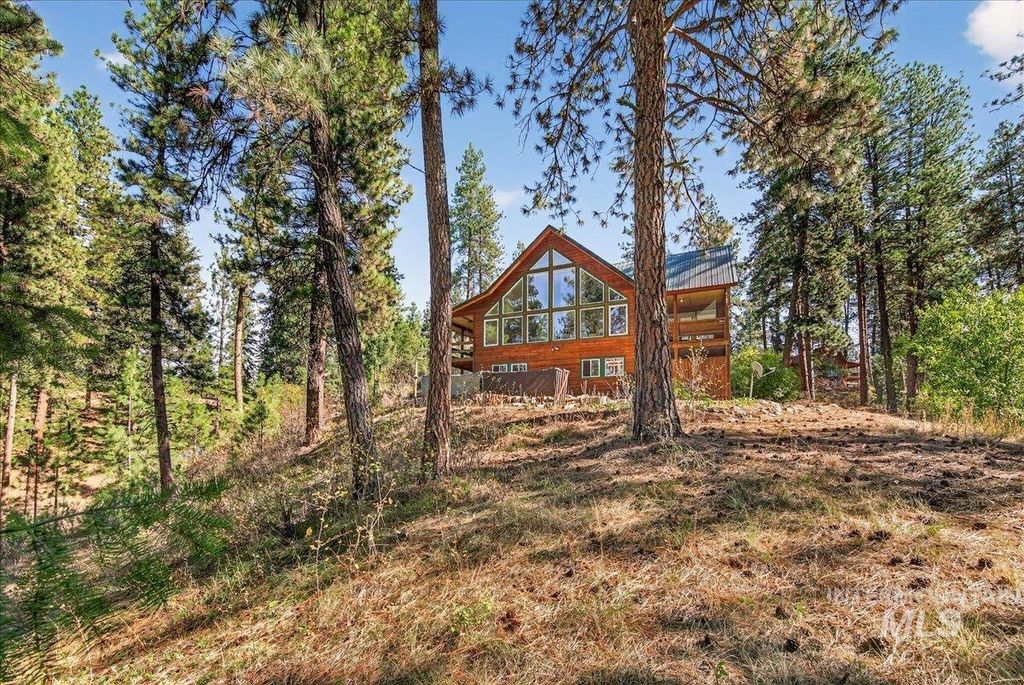 Photo of 5 Balsam Circle, Idaho City, ID 83631 (MLS # 98964619)