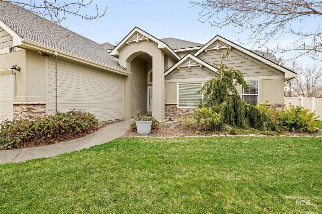 Photo of 9191 W Avalanche Ct, Boise, ID 83709 (MLS # 98975876)