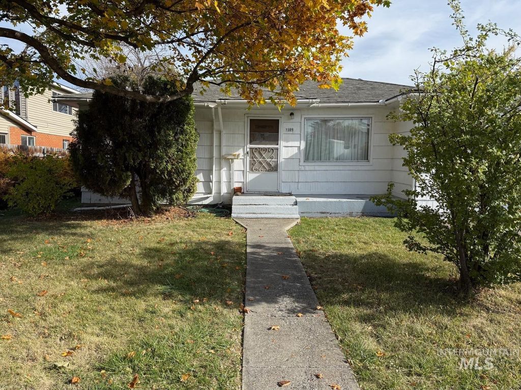 Photo of 1109 Scott Steet St, Grangeville, ID 83530 (MLS # 98955540)