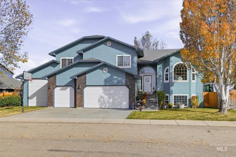 Photo of 2676 S Velvet Falls Way, Meridian, ID 83642 (MLS # 98967195)