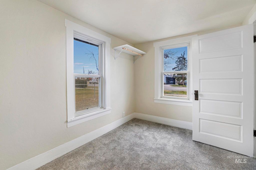 Photo of 812 Broadway Ave N Ave, Buhl, ID 83316 (MLS # 98975570)