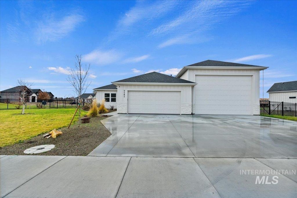 Photo of 7141 E Merlin Hawk Ct, Nampa, ID 83686 (MLS # 98977652)