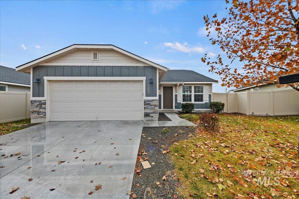 Photo of 569 E Ronda St, Kuna, ID 83634 (MLS # 98968305)