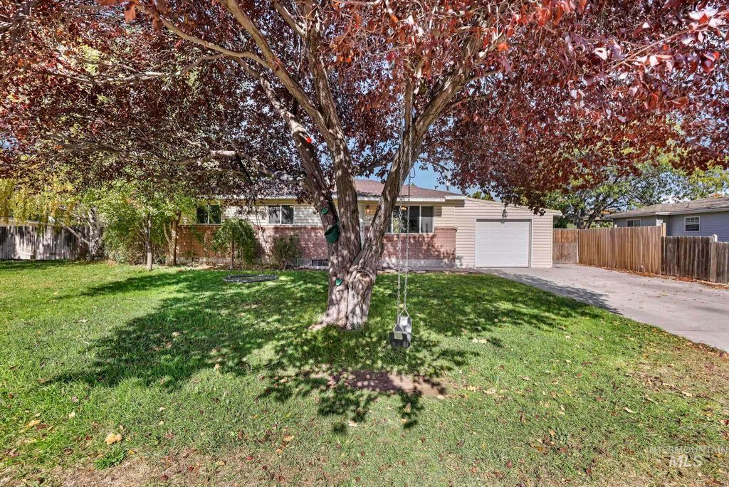 Photo of 799 Northview Dr, Twin Falls, ID 83301 (MLS # 98971654)