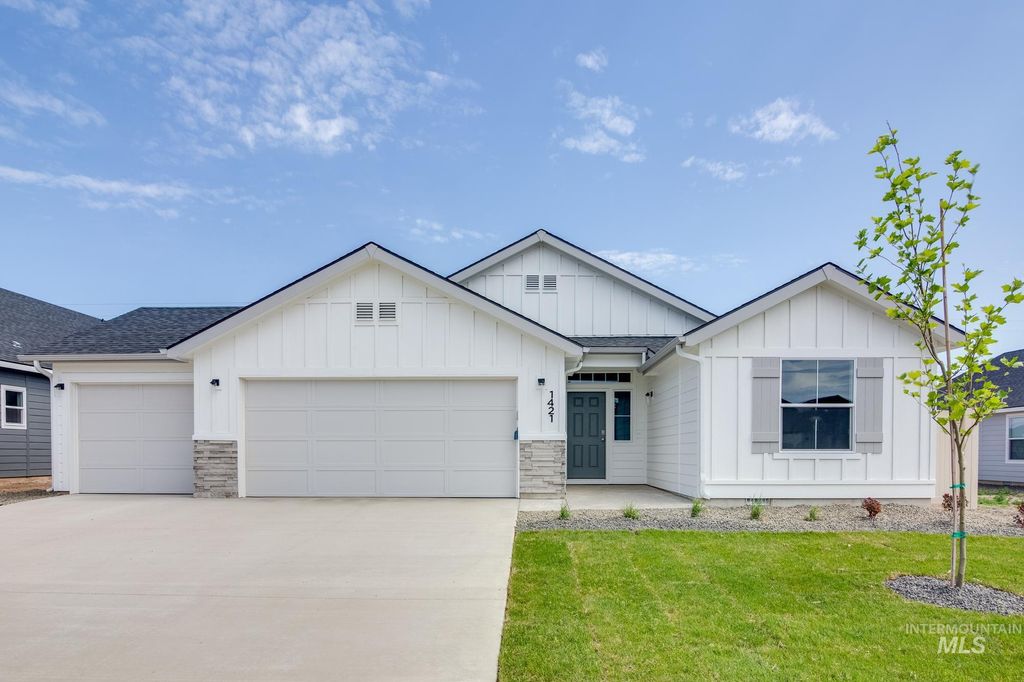 Photo of 5002 E Open Canyon Dr, Nampa, ID 83687 (MLS # 98971462)