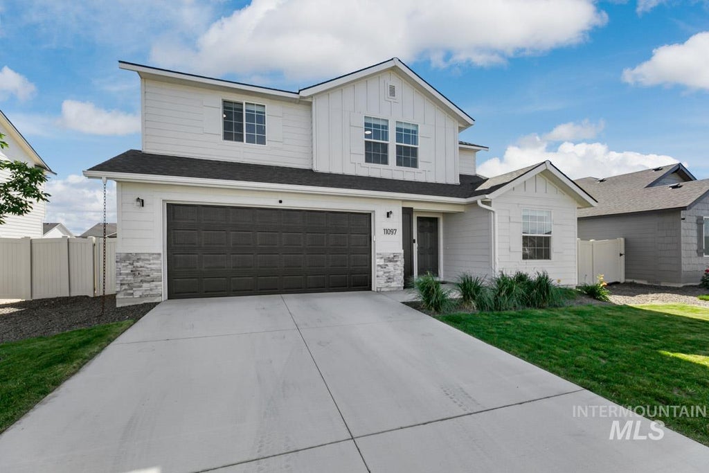 Photo of 11097 Cart St, Caldwell, ID 83605 (MLS # 99002432)