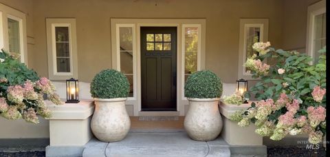 Photo of 3811 W Miners Farm Ct, Boise, ID 83714 (MLS # 98971744)