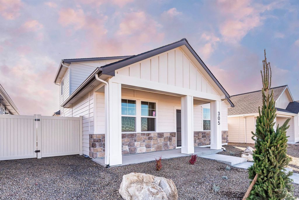 Photo of 305 E. Chevy Dr, Boise, ID 83716 (MLS # 98968485)