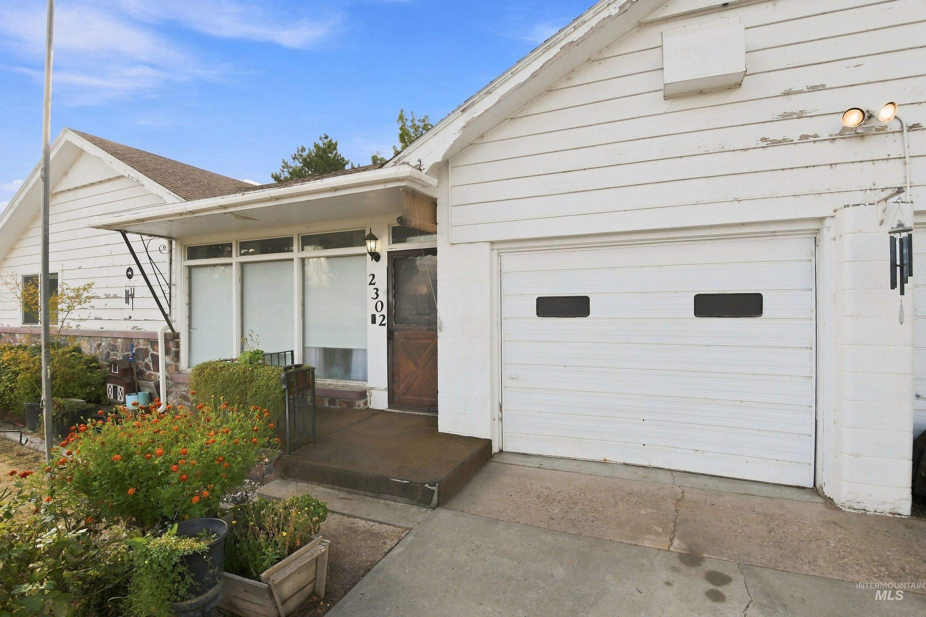 2302 Cherry Street