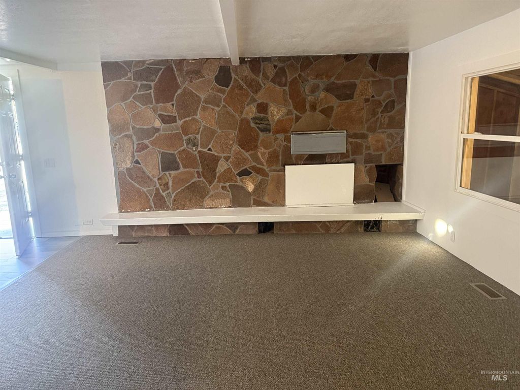 Photo of 515 W C Street, Shoshone, ID 83352 (MLS # 98983860)