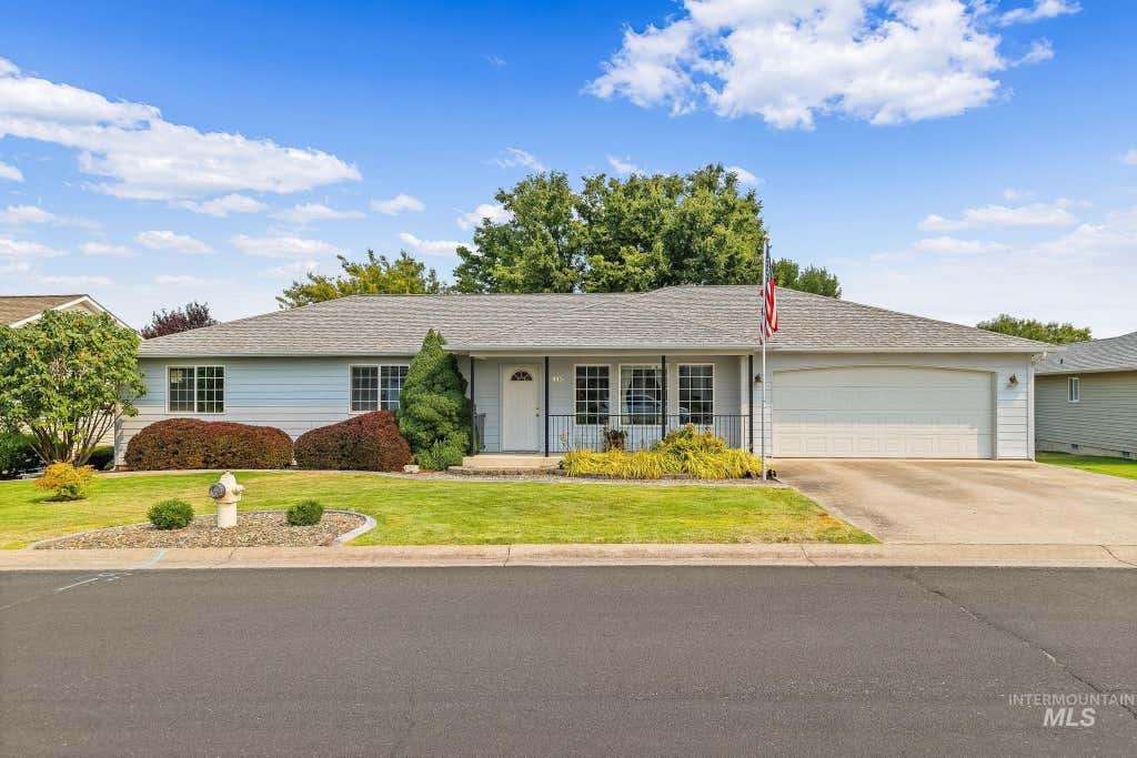 Photo of 915 Magnolia Street, Lewiston, ID 83501 (MLS # 98996308)