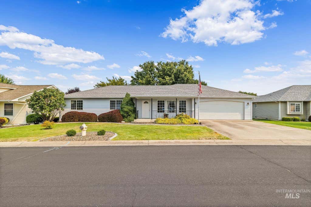 Photo of 915 Magnolia Street, Lewiston, ID 83501 (MLS # 98996308)