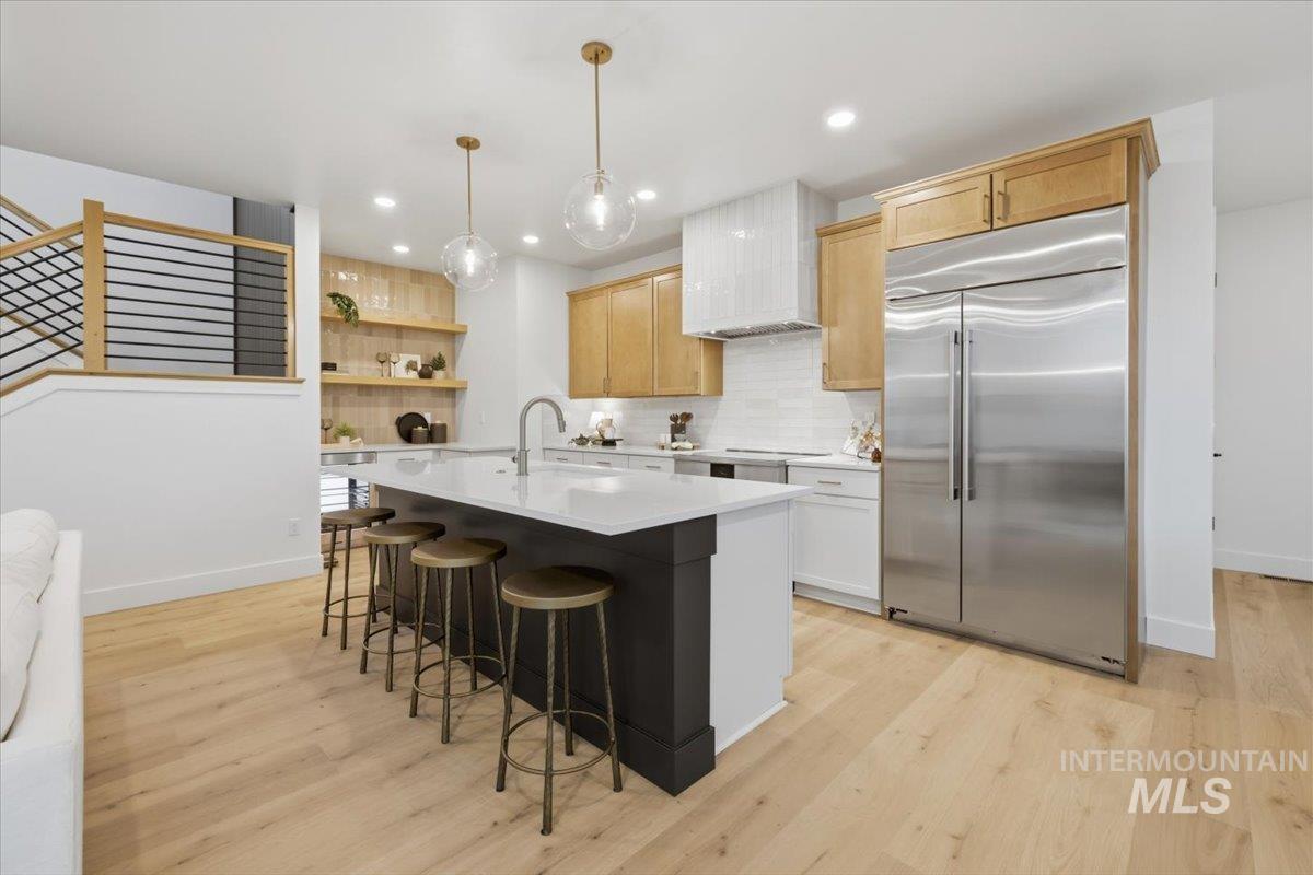900 W Circinae St