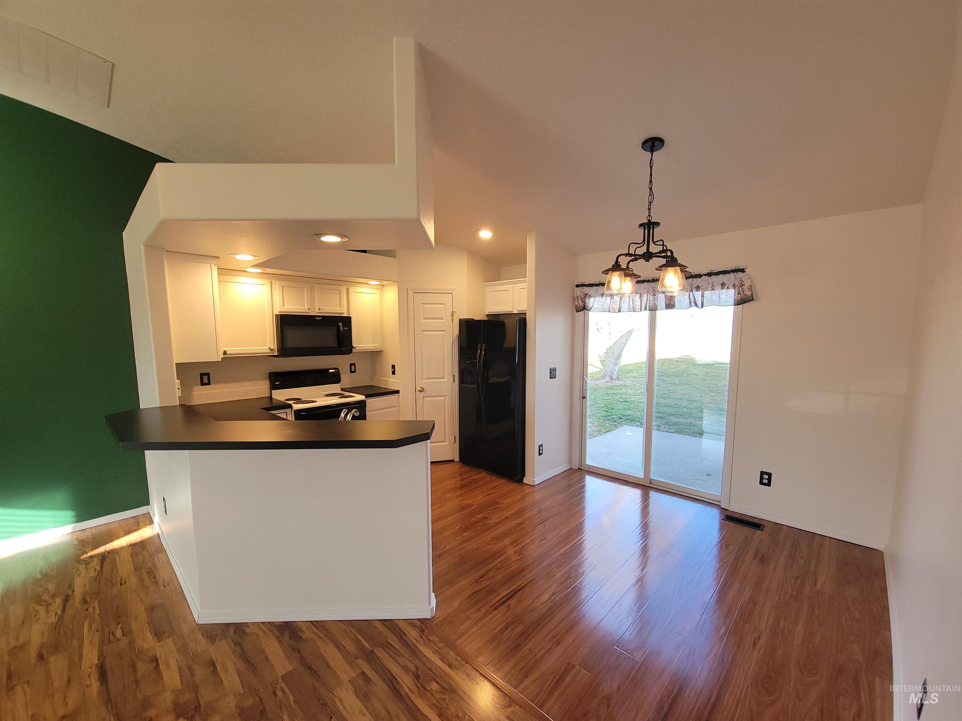 2440 S Royal Meadows Dr.