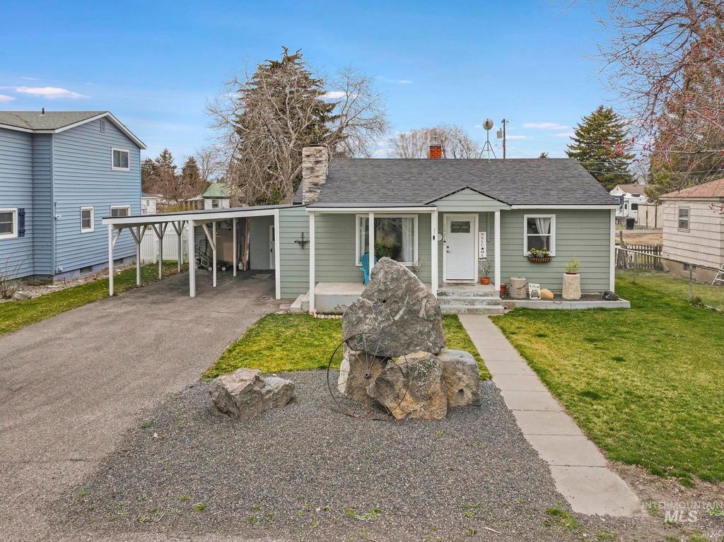 Photo of 1221 Nevada, Gooding, ID 83330 (MLS # 98977583)