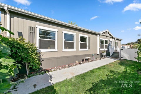 Photo of 700 E Fairview Ave Spc 14 AVE, Meridian, ID 83642 (MLS # 98999342)