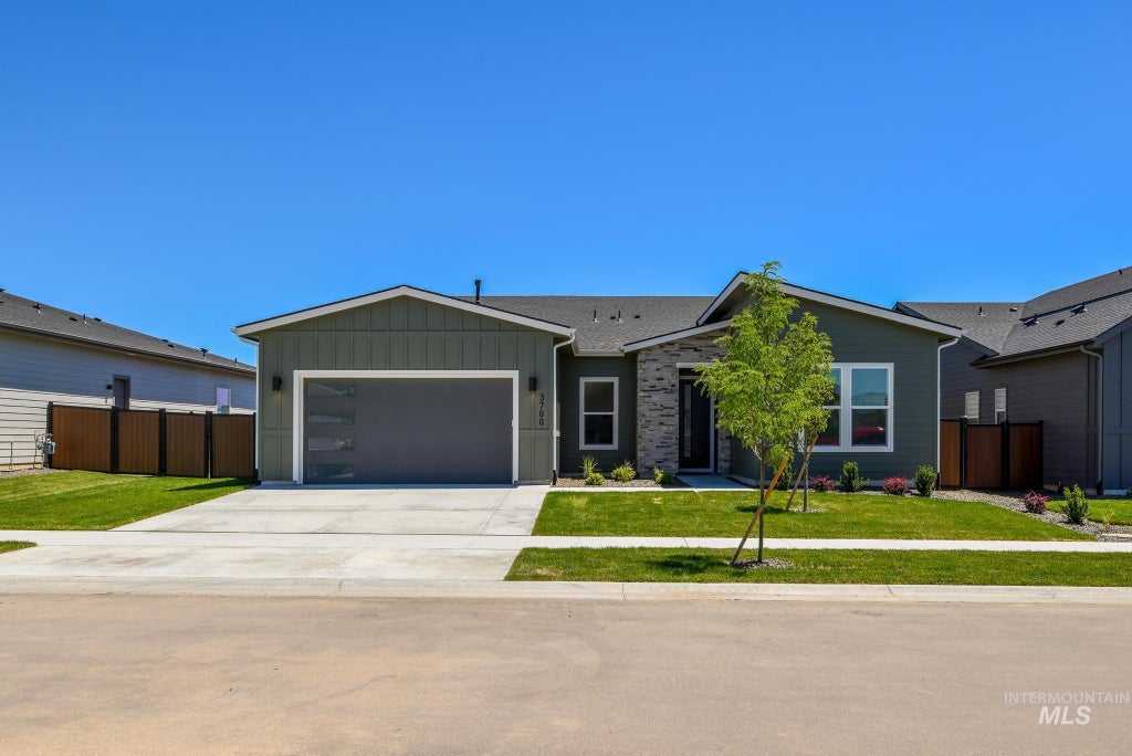 Photo of 5516 Juliet Rose Ave, Caldwell, ID 83607 (MLS # 98990612)