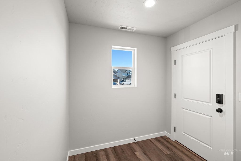 Photo of 1539 W Braden Dr, Meridian, ID 83642 (MLS # 98986281)