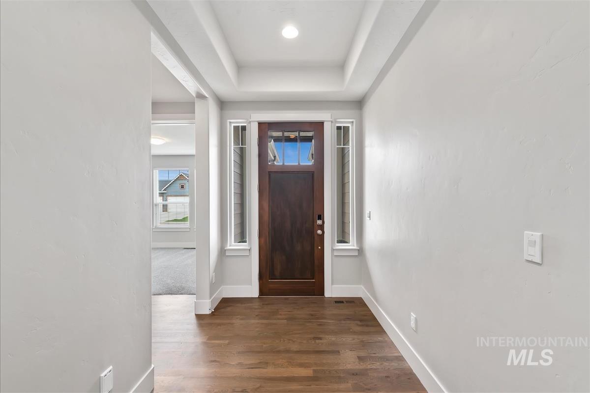 2215 E Shady Glade Dr