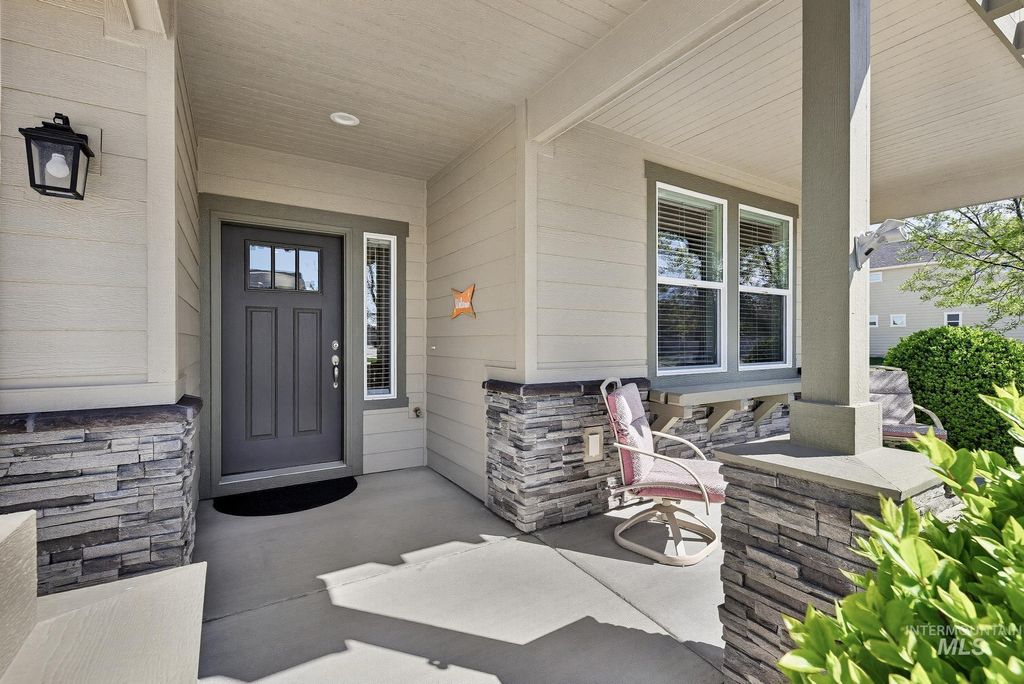 Photo of 12502 W Oneida Street, Boise, ID 83709 (MLS # 98981663)