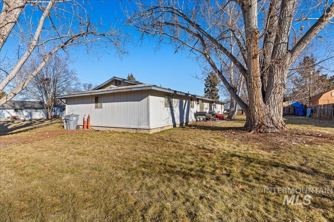 Caldwell, Idaho 83605, United States, 16 Bedrooms Bedrooms, ,8 BathroomsBathrooms,Residential,Pending,1912