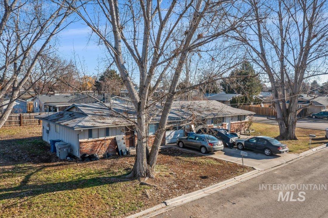 Caldwell, Idaho 83605, United States, 16 Bedrooms Bedrooms, ,8 BathroomsBathrooms,Residential,Pending,1912