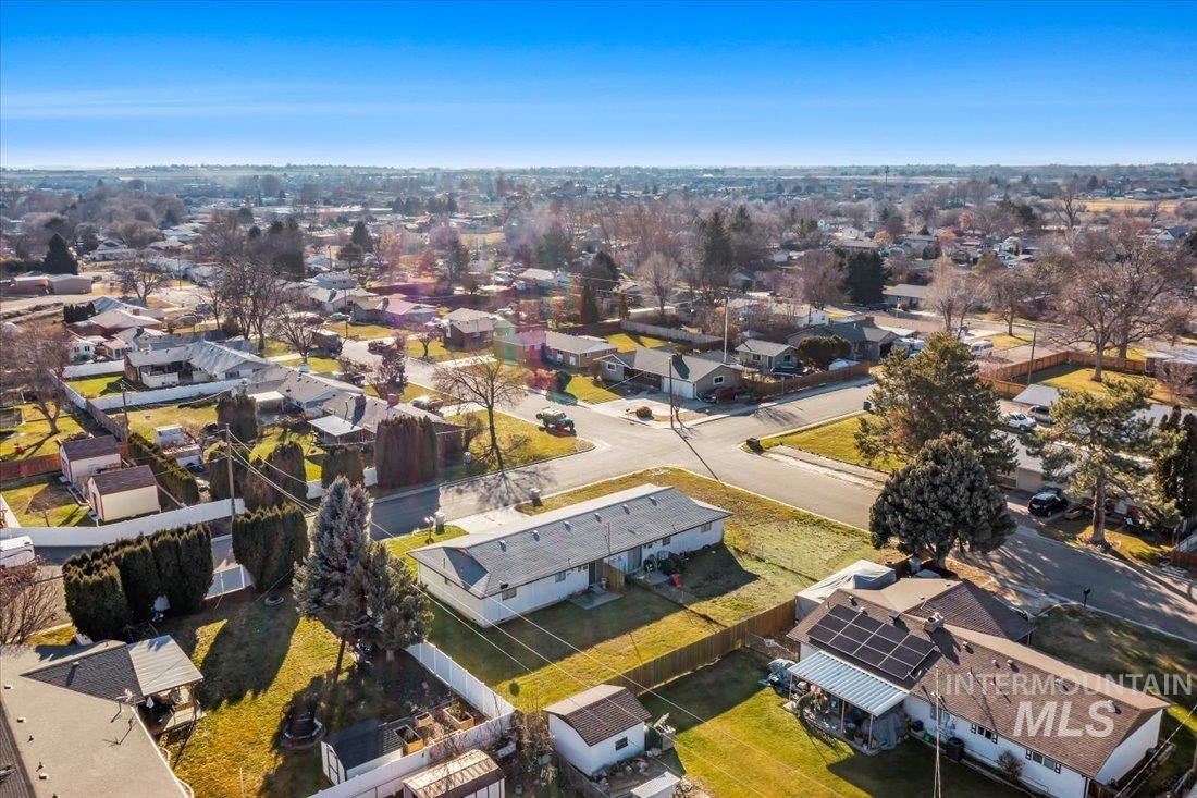 Caldwell, Idaho 83605, United States, 16 Bedrooms Bedrooms, ,8 BathroomsBathrooms,Residential,Pending,1912